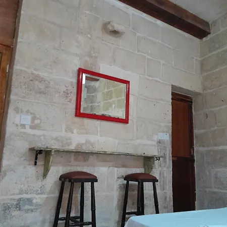 Limestone Bed and breakfast
